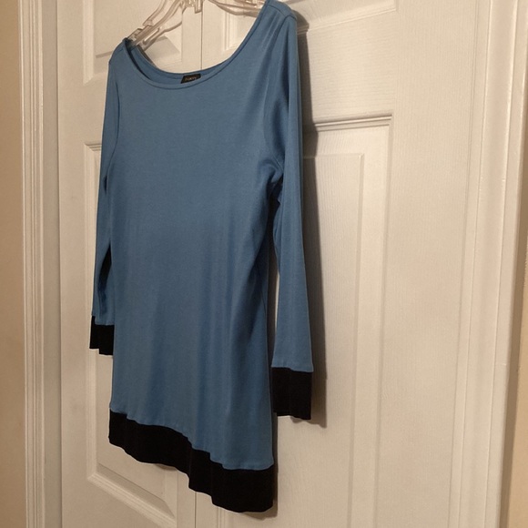 Talbots Two Toned Blue Shirt - Picture 3 of 4